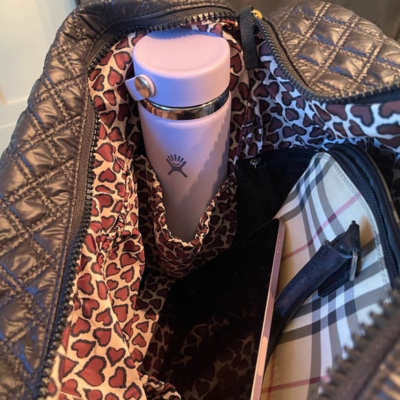 Designer quilted travel zipper bag with bamboo pulls.  Very roomy! Used ONCE! - Picture 12 of 13